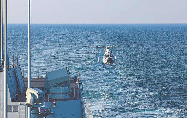 海軍某驅(qū)逐艦支隊海上訓(xùn)練影像